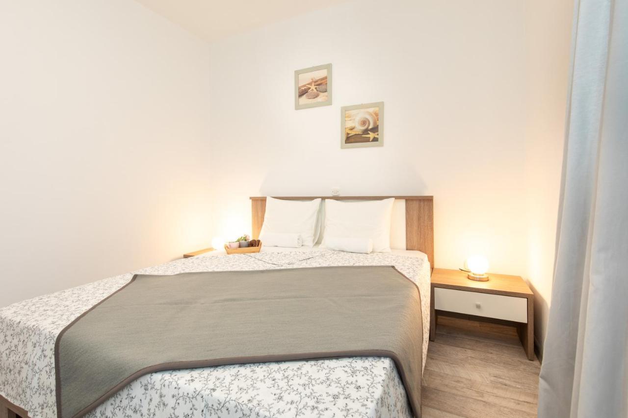 Apartments Doris, Krk Krk Town Kültér fotó