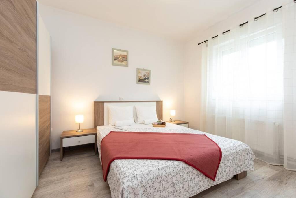 Apartments Doris, Krk Krk Town Kültér fotó